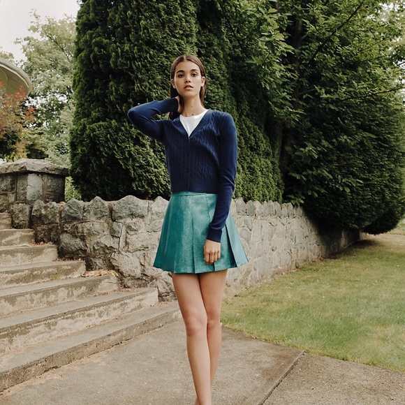 Aritzia Green Glitter Pleated Skirt Size 2 NWT - Picture 2 of 11